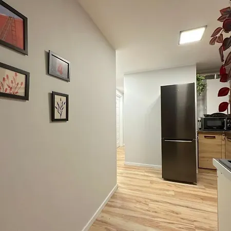 Hope - 10 Minutes To Old Town ホームステイ