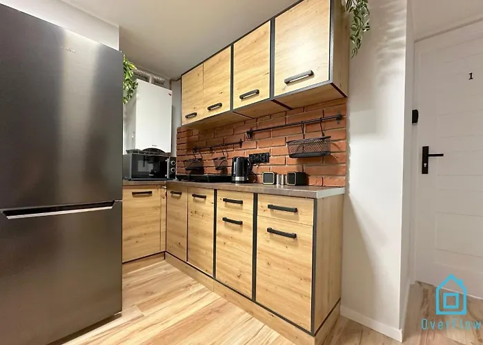 Rum i privatbostad Hope - 10 Minutes To Old Town *