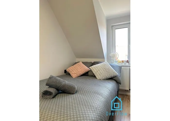 Rum i privatbostad Hope - 10 Minutes To Old Town